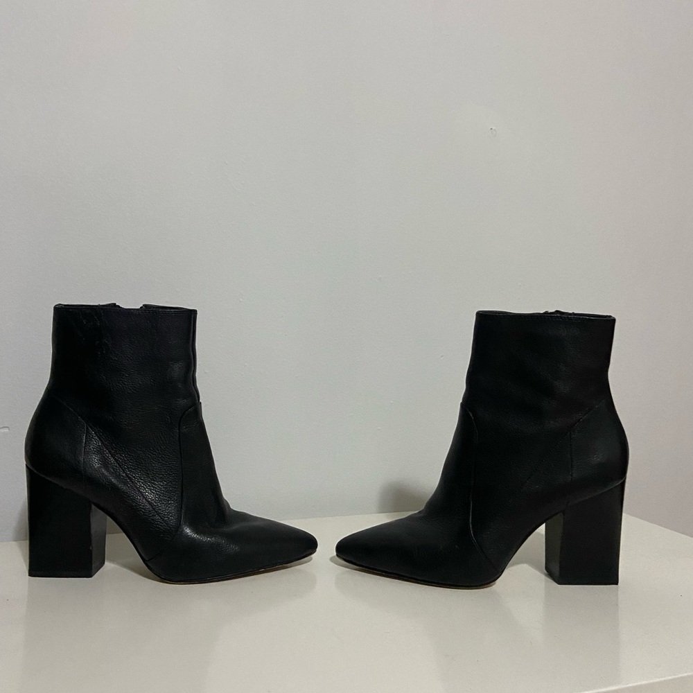 Vince Camuto black heeled boots. Real leather. Size 8. - Picture 8 of 14